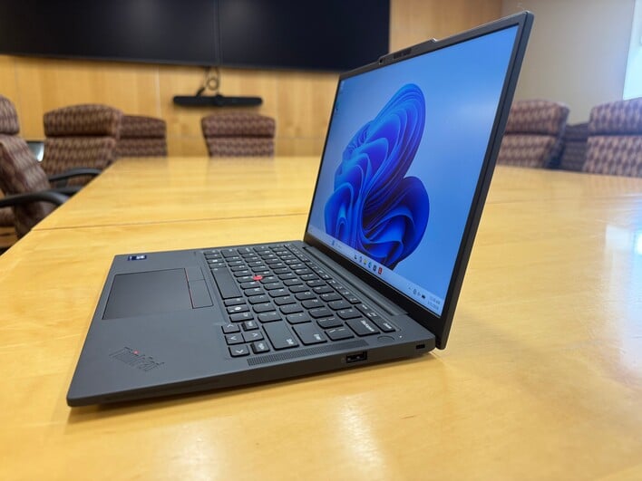 Lenovo ThinkPad X13 Gen 6 — иллюстрация 3